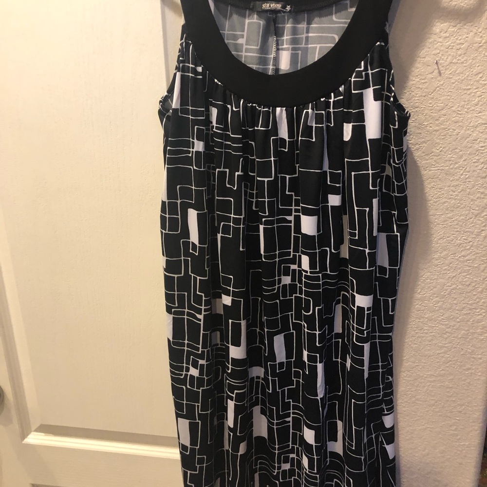 Star Vixen sleeveless dress